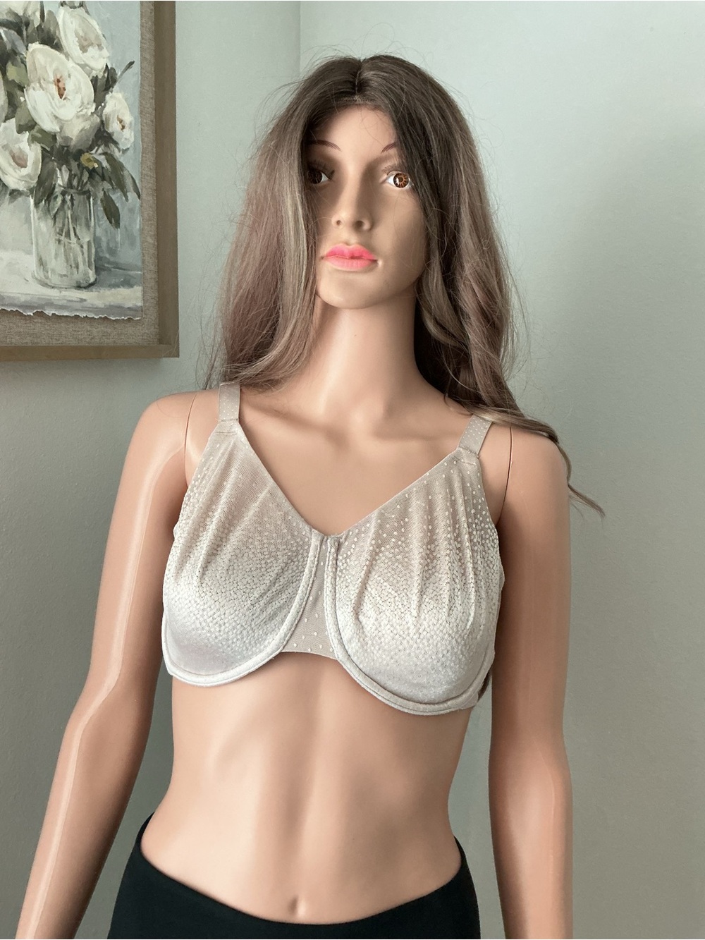 Wacoal Light Cream Textured Full Coverage Underwire Bra